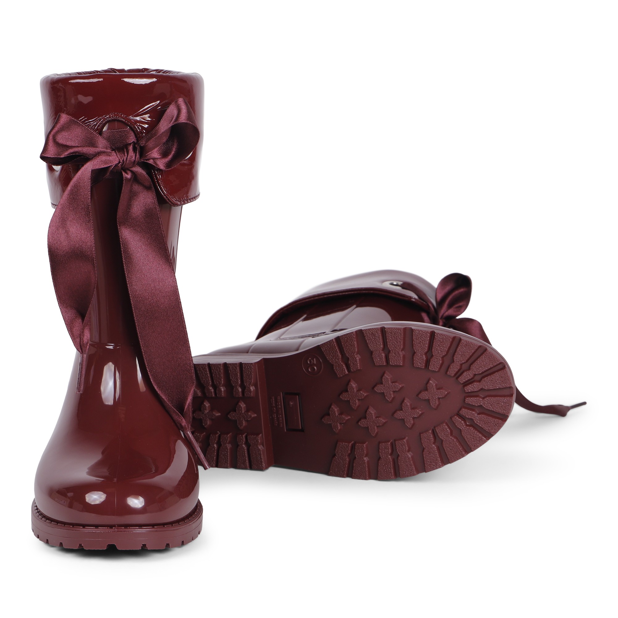 rain boots with ribbon