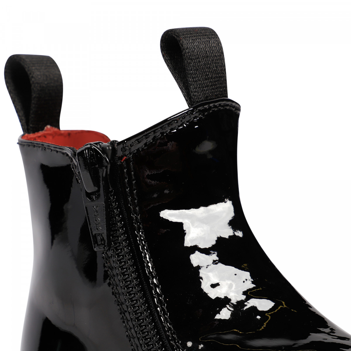 bottes love moschino
